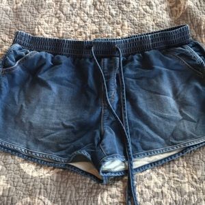Mossimo Denim elastic waist shorts